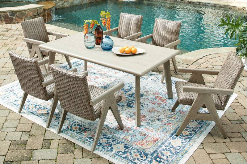 Cliff Trails Outdoor Dining Package